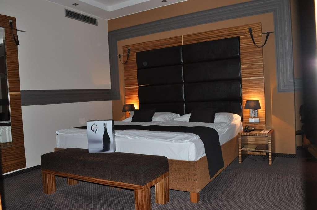 ברטיסלאבה Art Hotel William חדר תמונה